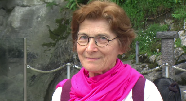 Danila_Castelli___69th_cure_of_Lourdes_recognized_as_miraculous_by_a_Bishop_-_YouTube